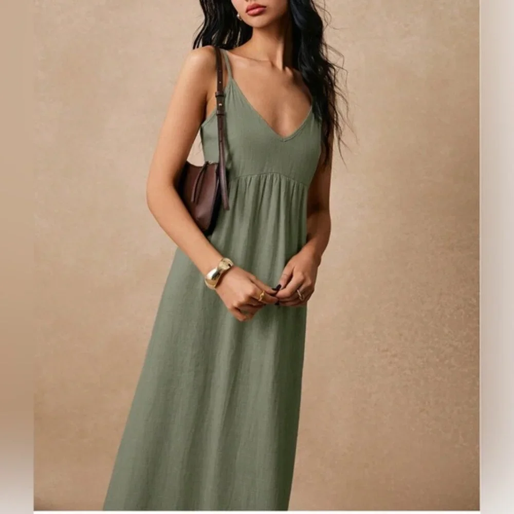 LAST ONE 🔥 Minimalist Sage Green Viscose Linen Blend Maxi Dress - Picture 6 of 8